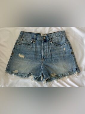 Free People Makai Cutoff Denim Jean Shorts Light Wash Distressed Size 30